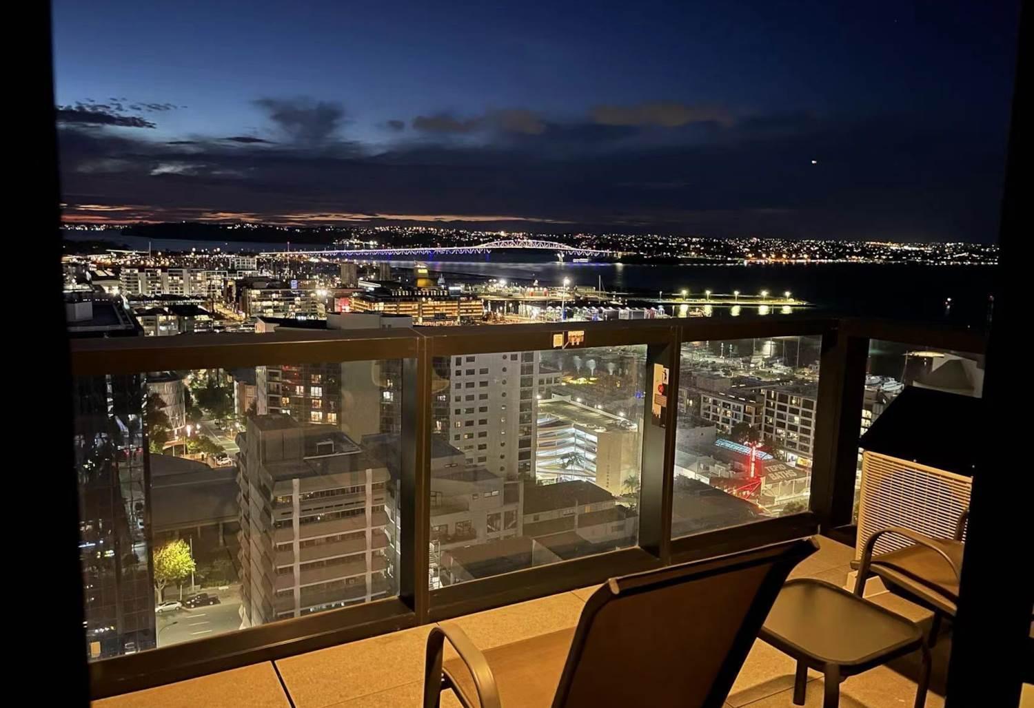Magnificent Harbour View Skytower View Apartment In Cbd Auckland Zewnętrze zdjęcie